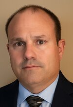 Lester Elosegui Photo